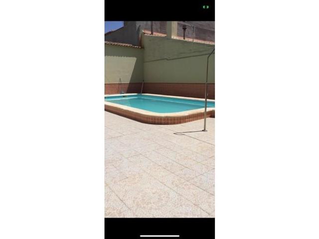 Casa con terreno en venta en Villarrobledo photo 0