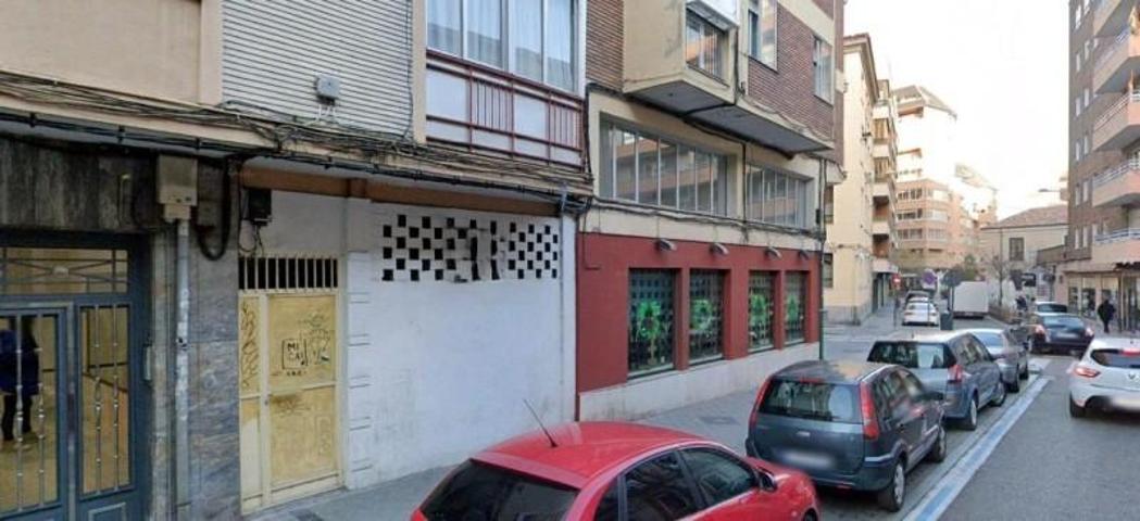 Local comercial en venta en Valladolid, Centro photo 0