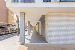 Local comercial en venta en Chilches, Playa les cases photo 0