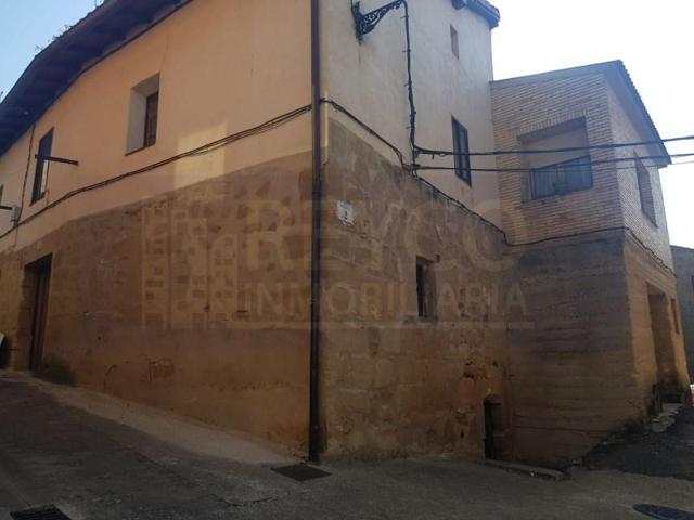 Casa en venta en Ollauri photo 0