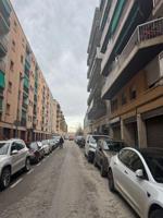 Piso en venta en Girona, Girona photo 0