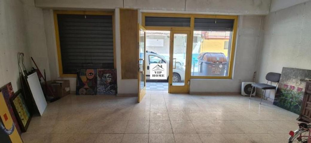Local comercial en venta en Albacete, Feria photo 0