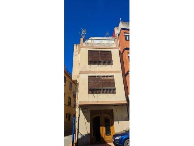 Casas de pueblo en venta en Torás photo 0