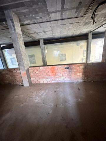 Local comercial en venta en Zubia, Centro - Ayuntamiento photo 0