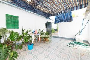 Chalet en venta en Lucena, La Calzada photo 0