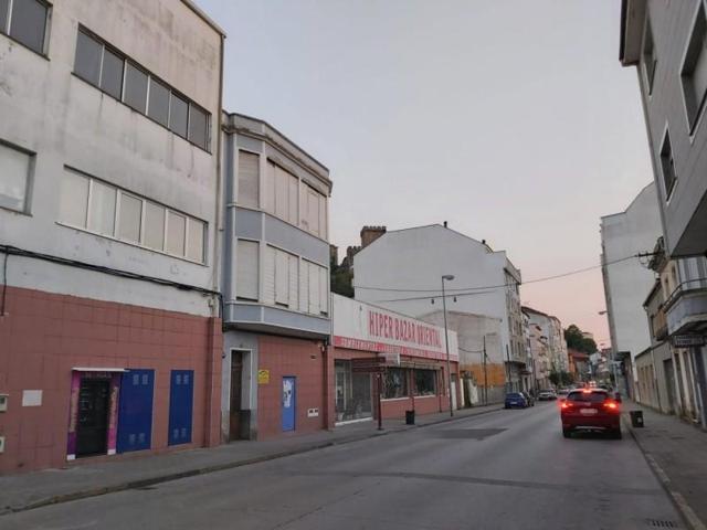 Casa en venta en Monforte de Lemos, Doctor casares photo 0