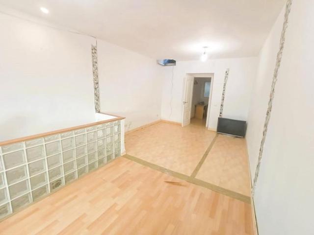 Casa en venta en Cáceres, Plaza de italia photo 0