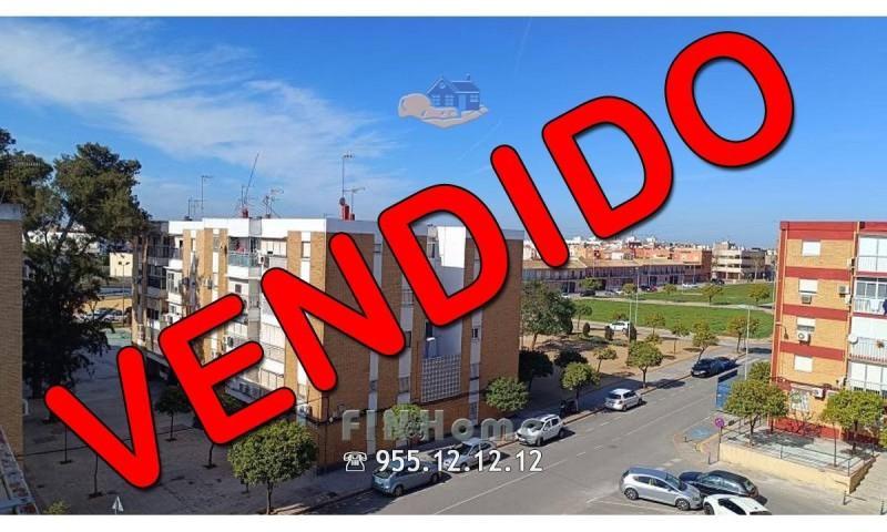 Piso en venta en Dos Hermanas, San Antonio photo 0