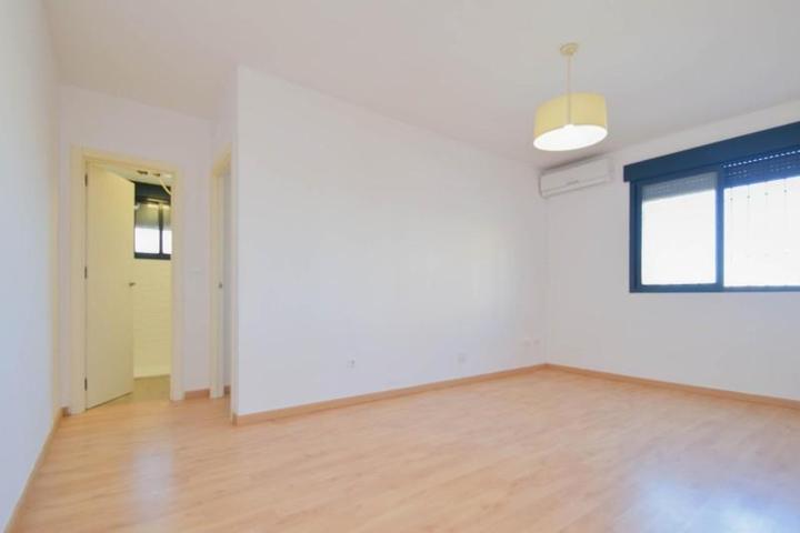 Apartamento en venta en Las Gabias, GABIA LA CHICA photo 0