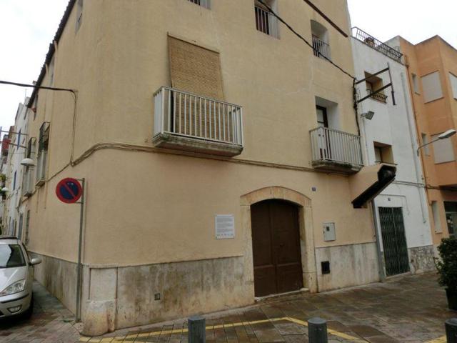 Casa en venta en Alcanar, Plaça cami ample photo 0