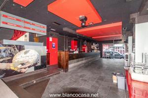 Local comercial en venta en Laracha, Centro photo 0