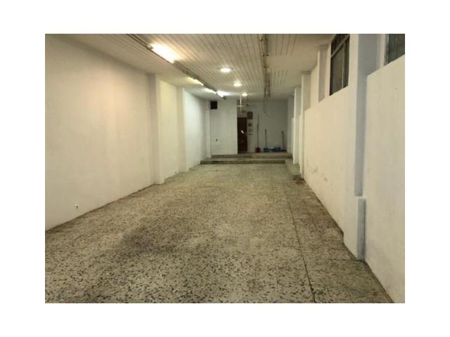 Local comercial en venta en Pasaia photo 0