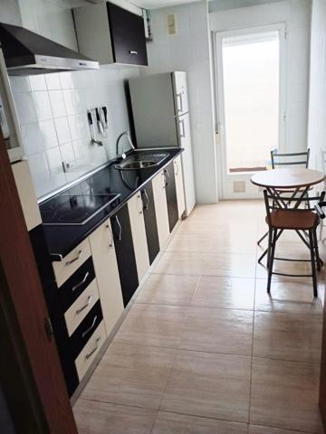 Piso en venta en Plasencia, Calle del Niscalo, 10600 photo 0