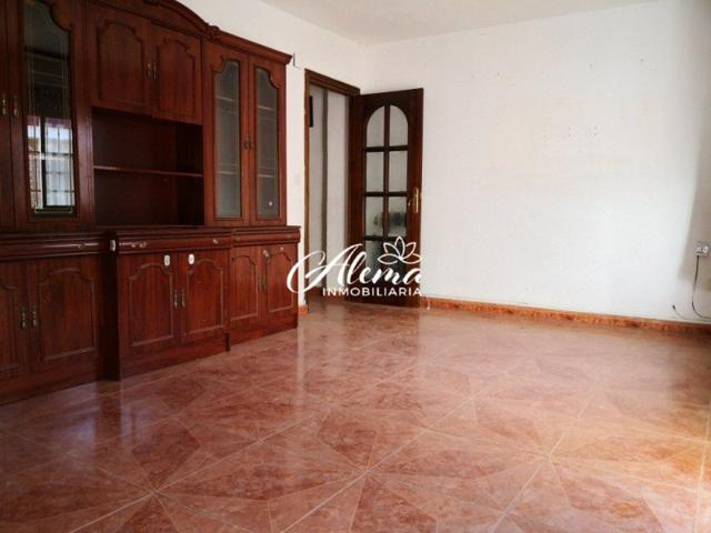 Piso en venta en Córdoba, Av. Barcelona - Viñuela - Rescatado photo 0