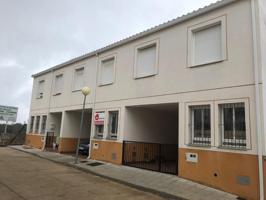 Casa en venta en San Vicente de Alcántara photo 0