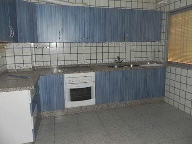 Piso en venta en Almendralejo photo 0