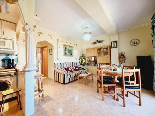 Apartamento en venta en Torrevieja, La Mata pueblo photo 0