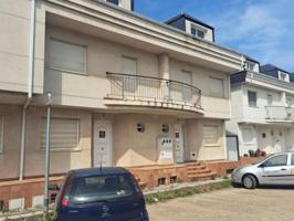 Adosada en venta en Castropodame, Almazcara photo 0