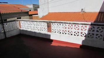 Casas de pueblo en venta en Oliva de la Frontera, Centro photo 0