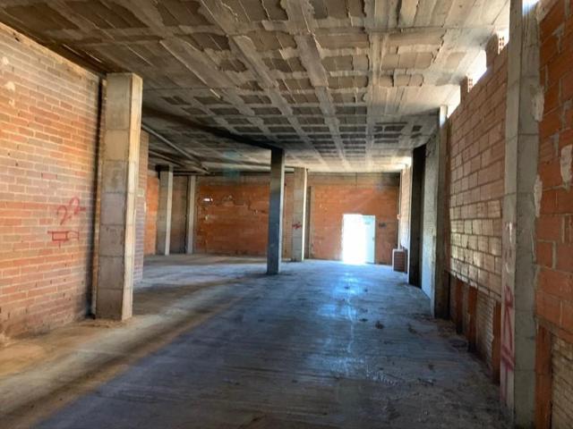 Local comercial en venta en Torredembarra photo 0