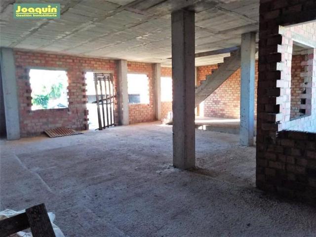 Casa con terreno en venta en Córdoba, Alcolea photo 0