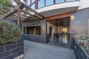 Local comercial en venta en Cájar, Bella vista photo 0