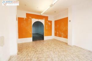 Local comercial en venta en Sagunto, Avda 9 de octubre photo 0