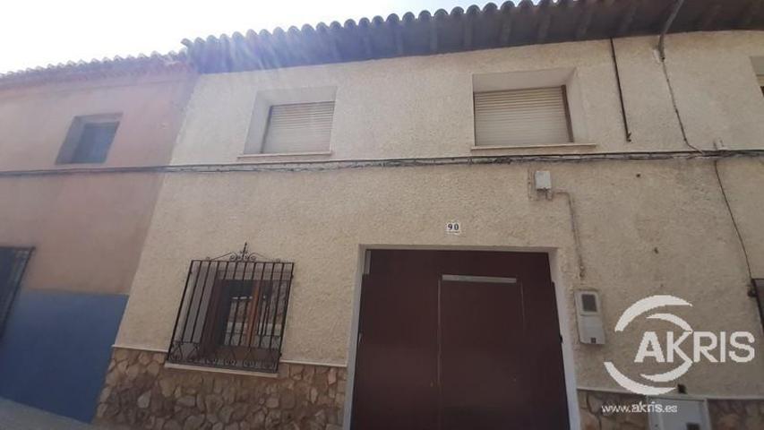 Chalet en venta en La Puebla de Almoradiel photo 0