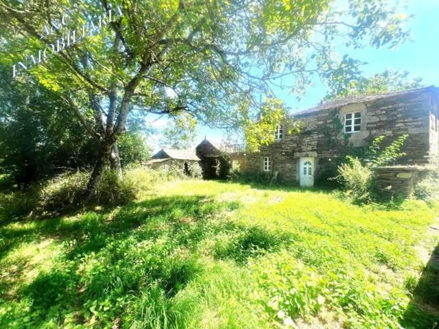 Casa en venta en Guntín, Guntin photo 0