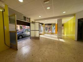 Local comercial en venta en Manises, El Carmen photo 0