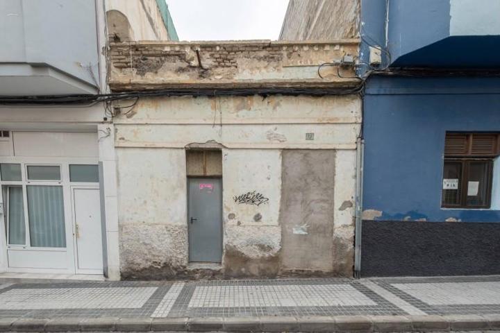 Casa en venta en Las Palmas de Gran Canaria, Schamann - Rehoyas photo 0