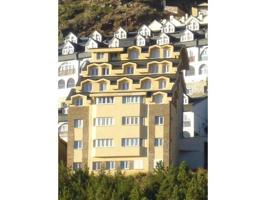 Apartamento en venta en Sierra Nevada photo 0