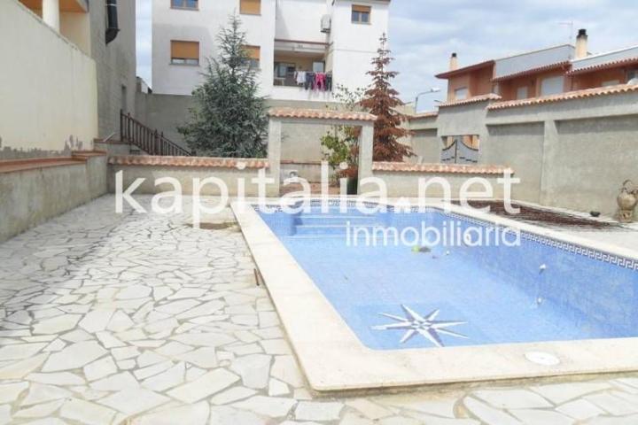 Terreno en venta en Agullent, Agullent photo 0