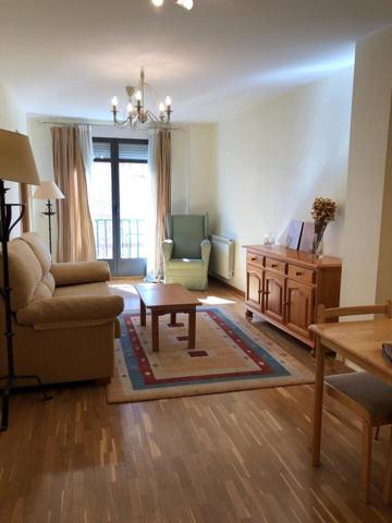 Apartamento en venta en Ponferrada, Centro photo 0