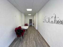 Local comercial en venta en Sant Pere de Ribes, Les Roquetes- Centre photo 0