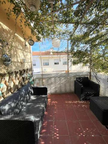 Adosada en venta en Valdepeñas, Nucleo Urbano photo 0