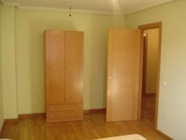 Apartamento en venta en Valencia de Don Juan, Centro photo 0
