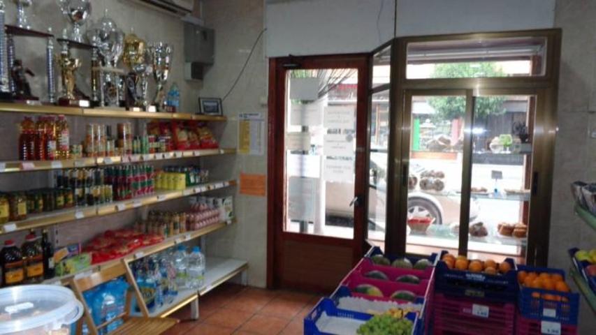 Casa en venta en Elda, Av. reina victoria photo 0