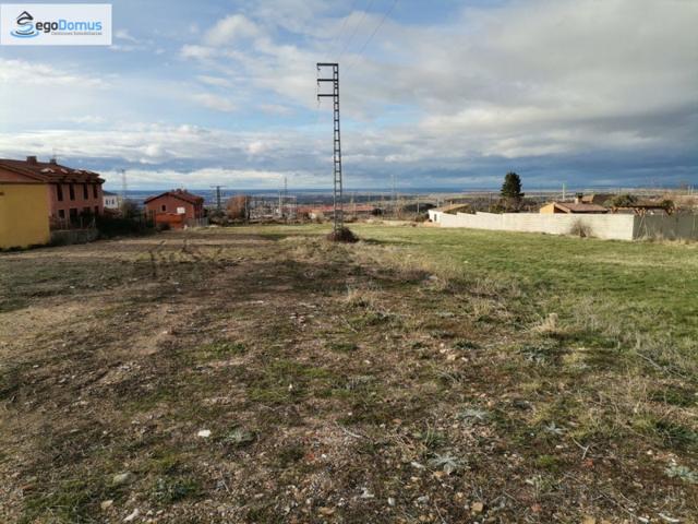 Terreno en venta en Otero de Herreros, En pueblo photo 0