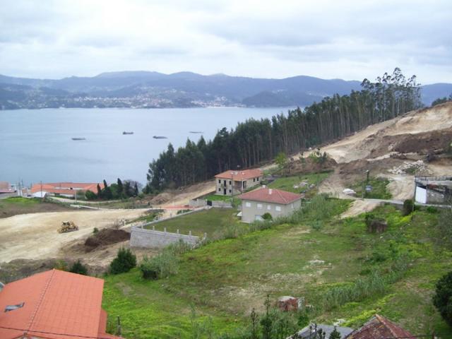Terreno en venta en Sanxenxo, Dorron photo 0