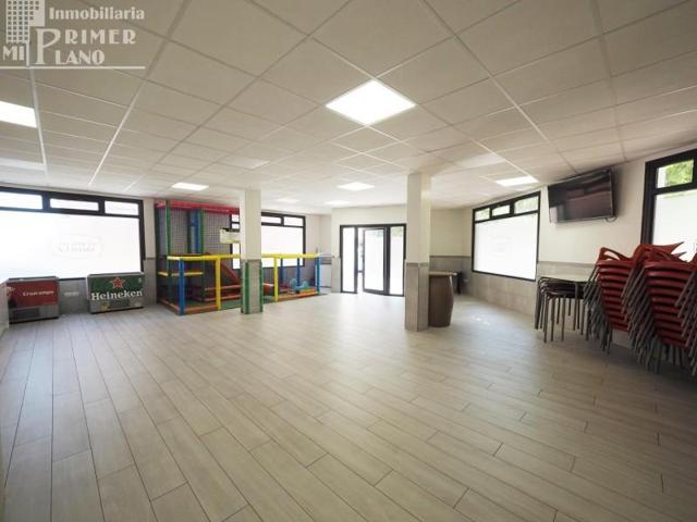 Local comercial en venta en Tomelloso, Paseo San Isidro photo 0