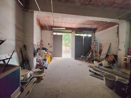 Local comercial en venta en Vilafranca del Penedès, Espirall photo 0