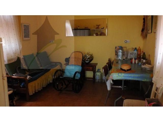 Chalet en venta en Montbrió del Camp photo 0