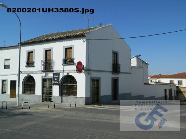 Casa en venta en Pozoblanco photo 0