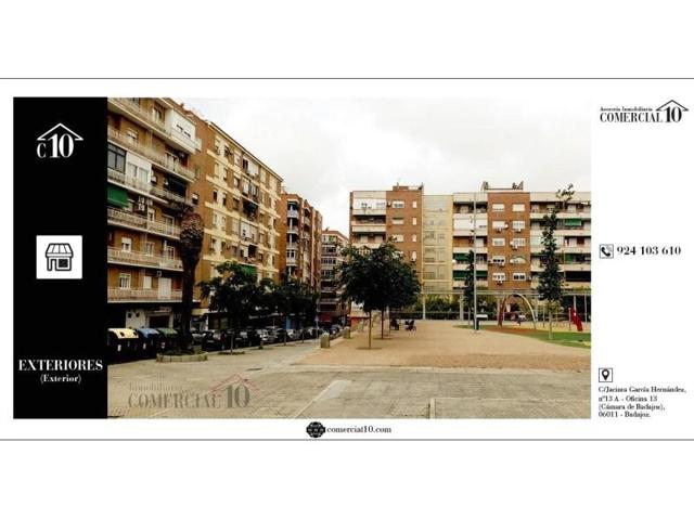 Local comercial en venta en Badajoz, Centro photo 0
