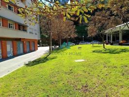 Local comercial en venta en Bilbao, Santutxu photo 0