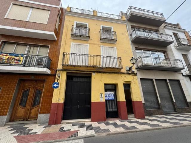 Casa en venta en Algemesí, Algemesí photo 0