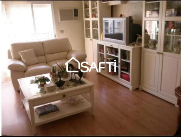 Piso en venta en Badajoz photo 0