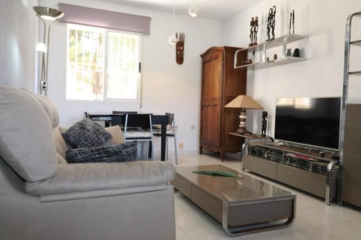 Bungalow en venta en Torrevieja, Aguas nuevas 1 photo 0