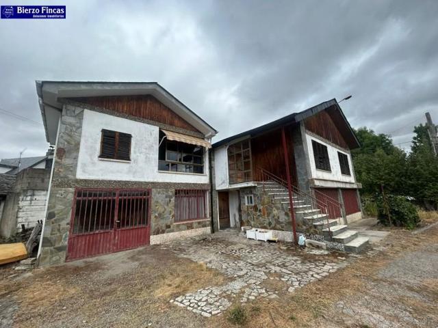 Casa con terreno en venta en Carracedelo, Northern spain photo 0